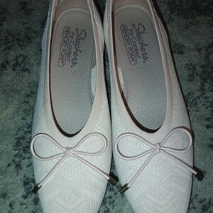 Skechers Women's Pink Ballet Flats